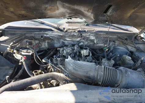 2002 Ford F-150 Lariat/Xl/Xlt z USA, uszkodzony, nr VIN 1FTRX17W62NA82616